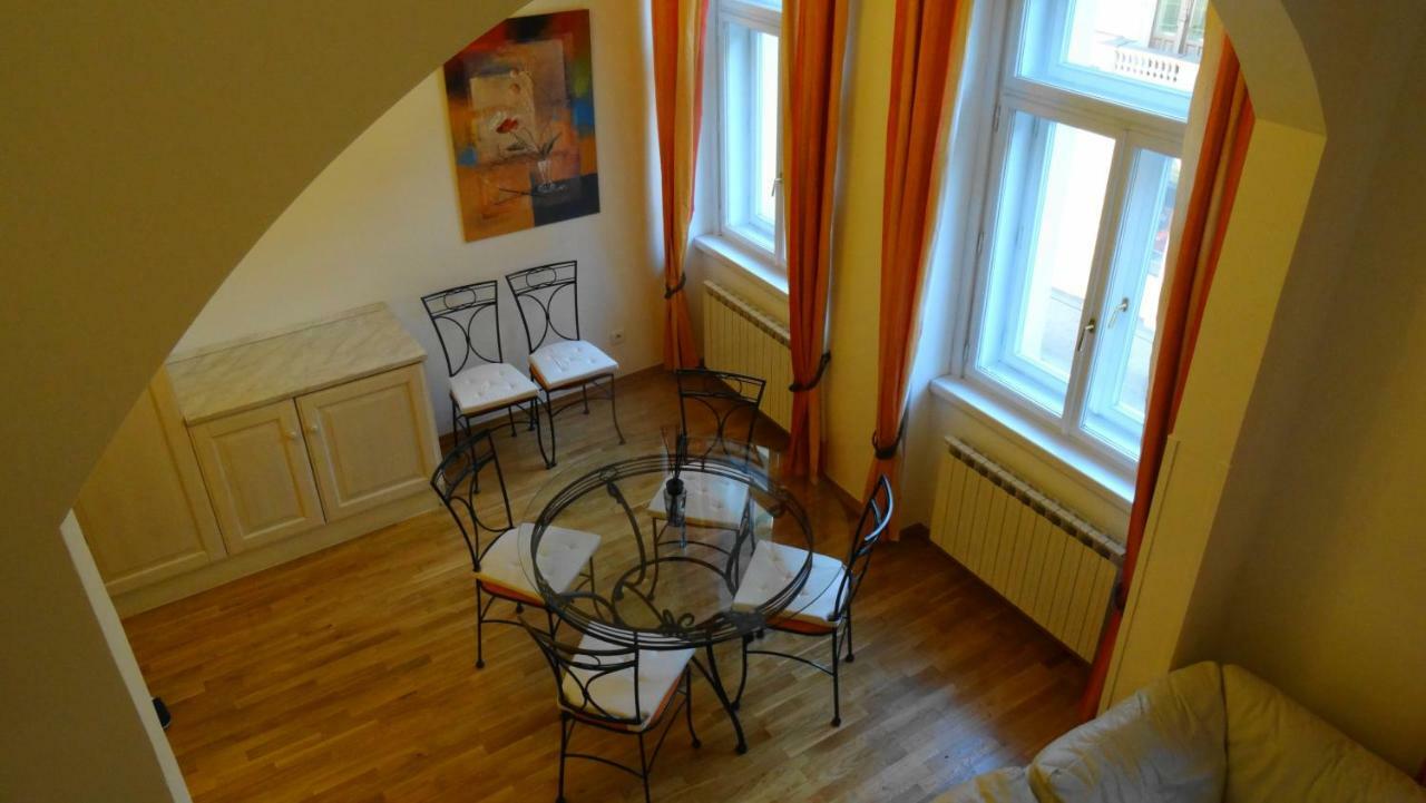 Four Seasons Platnéřská * Praga